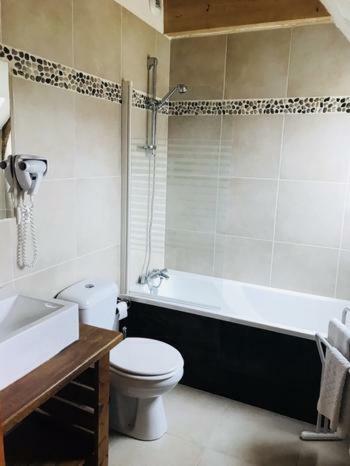 Auberge Du Lac Madic Экстерьер фото